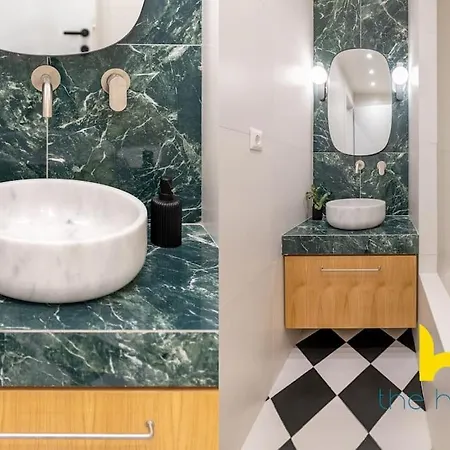 Chic Retreat Near Acropolis, Metro & Moma! *